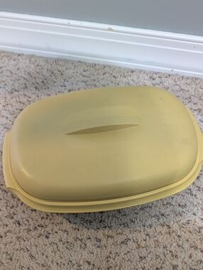 Vintage Tupperware Microwave Steamer Harvest Gold Yellow